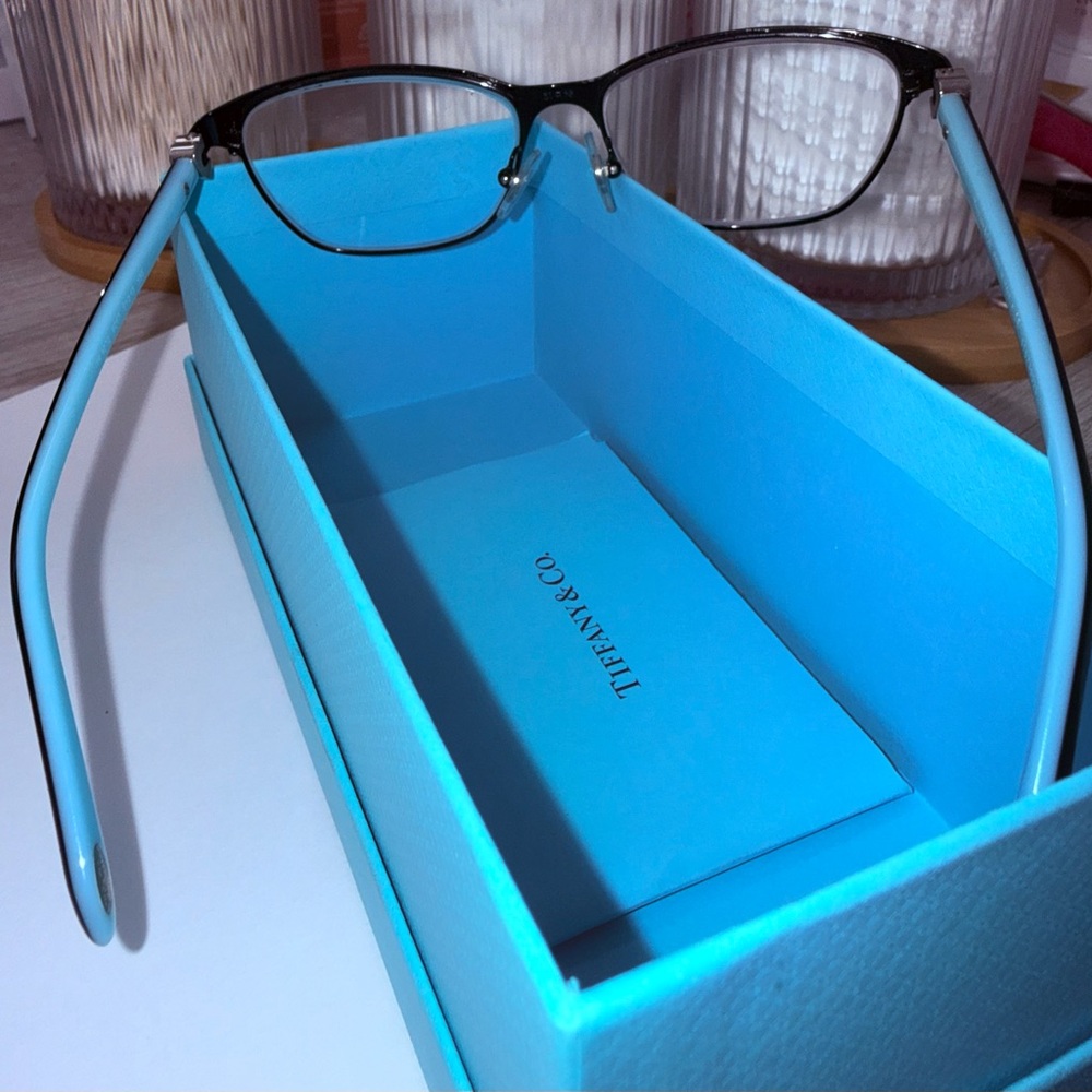 Tiffany & Co. Cat Eye Heart Eyewear - Picture 6 of 9